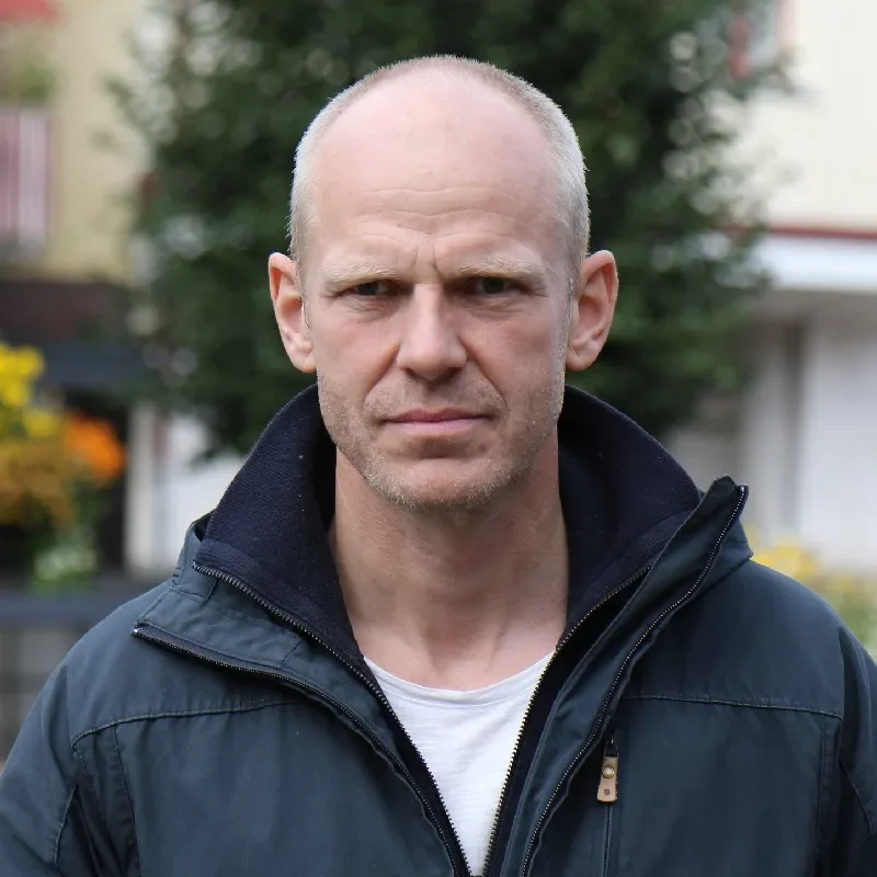 Andreas Karlhager